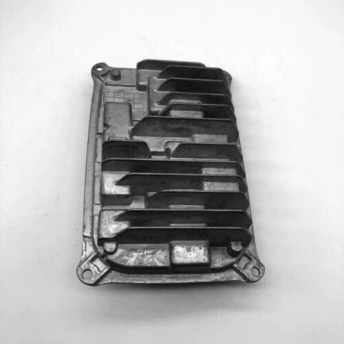 thumbnail image 2 of Mercedes W212 E-Class Headlight Ballast & LED Control Module Set - A2129005424 Replacement 2 of 4
