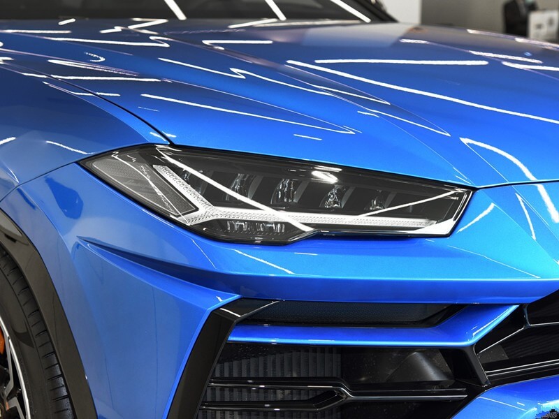 Lamborghini URUS headlight lens cover housing