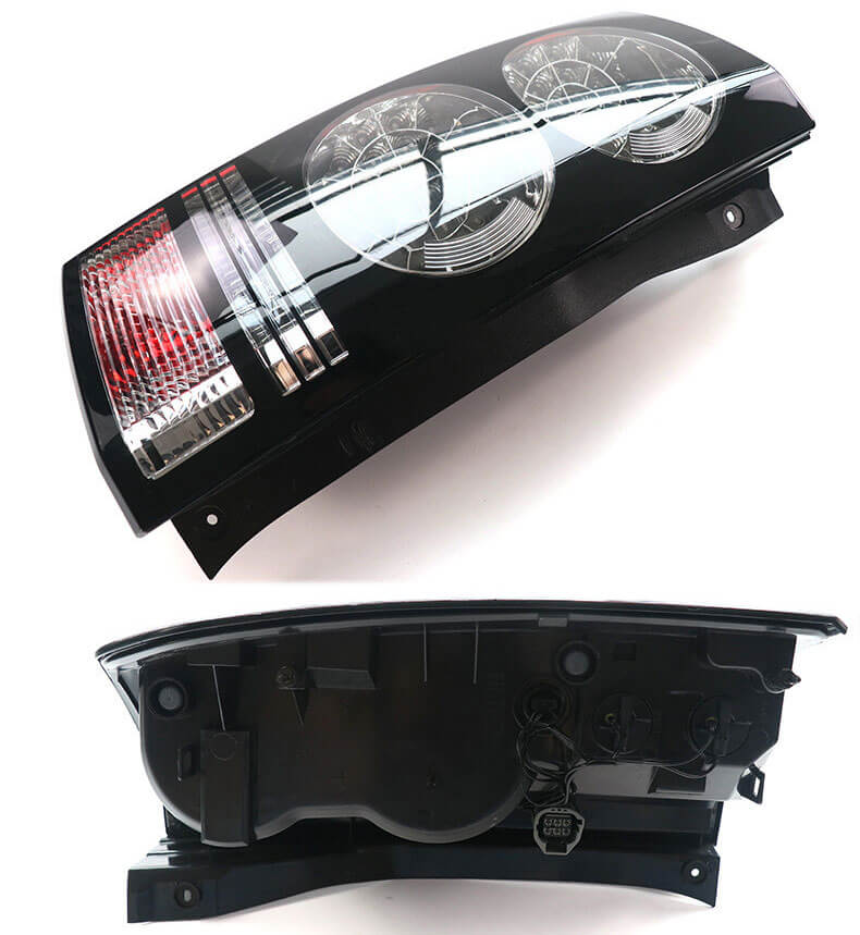 Land Rover Discovery tail lights