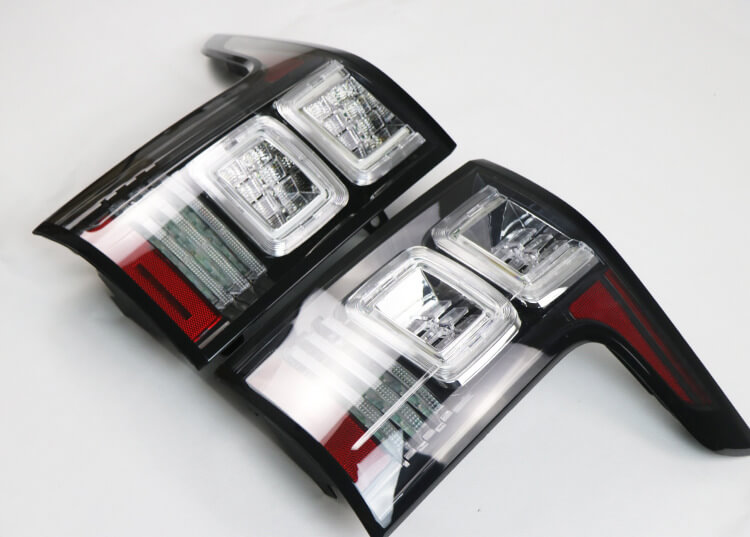 Land Rover LED tail light