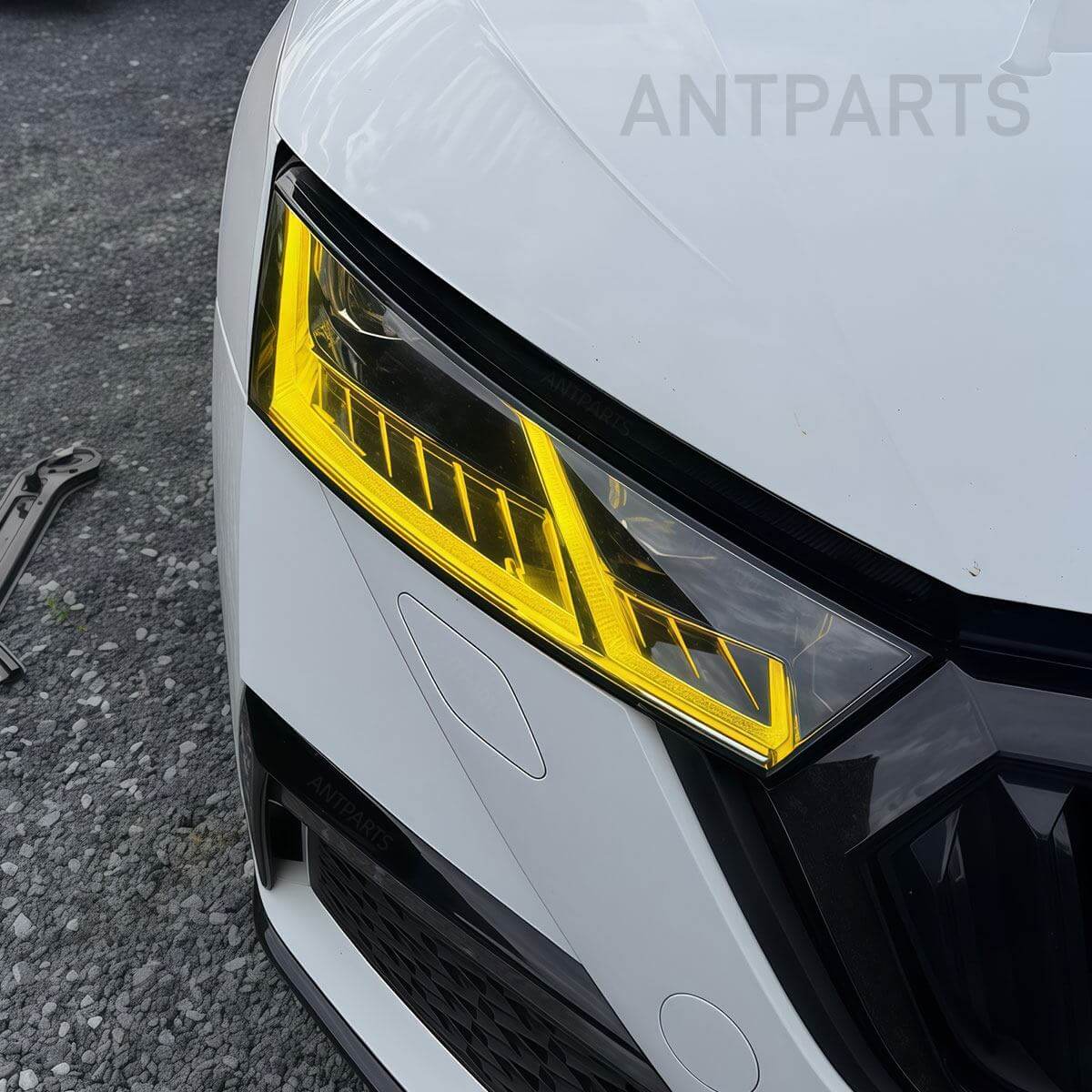 Octavia CSL yellow led daytime running light DRL module