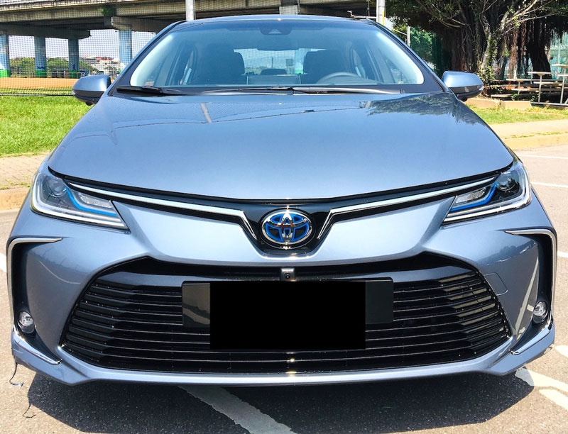 Toyota Corolla headlight